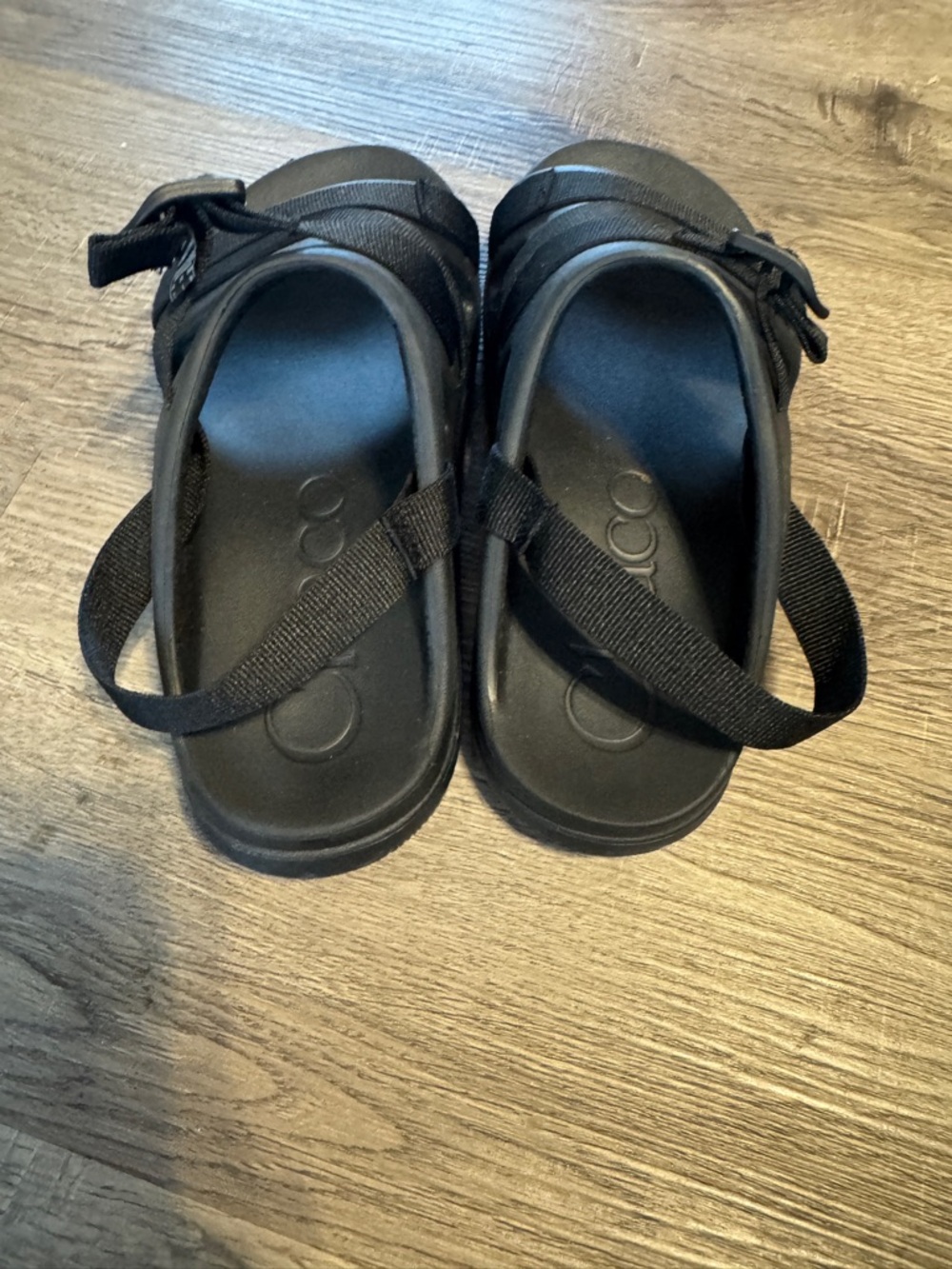 Chaco Black Strappy Adjustable Sandals - Picture 3 of 5